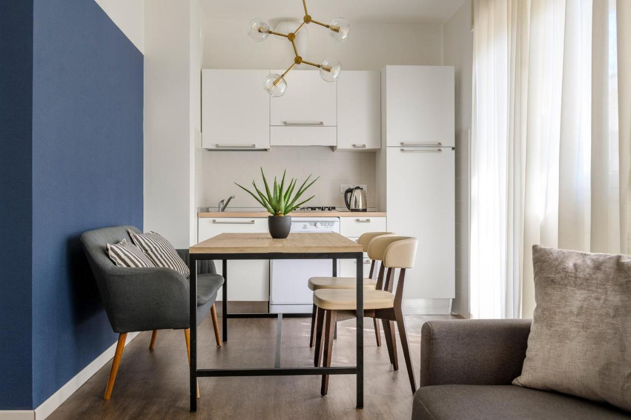Residence Lungomare - Charming Apartments Riccione Ngoại thất bức ảnh