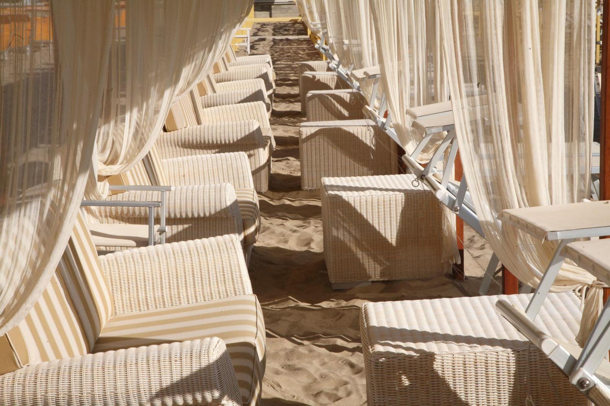 Residence Lungomare - Charming Apartments Riccione Ngoại thất bức ảnh
