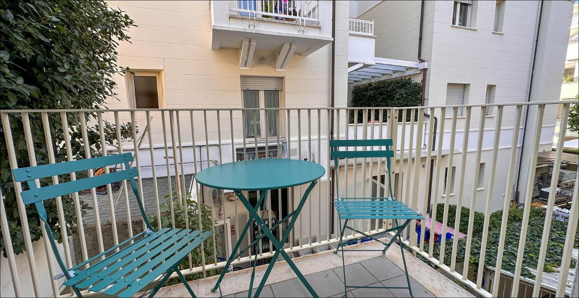Residence Lungomare - Charming Apartments Riccione Phòng bức ảnh