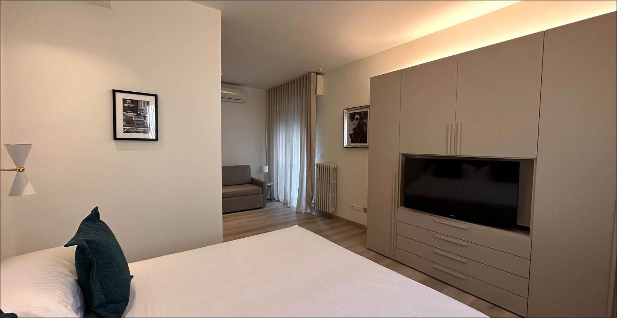 Residence Lungomare - Charming Apartments Riccione Phòng bức ảnh