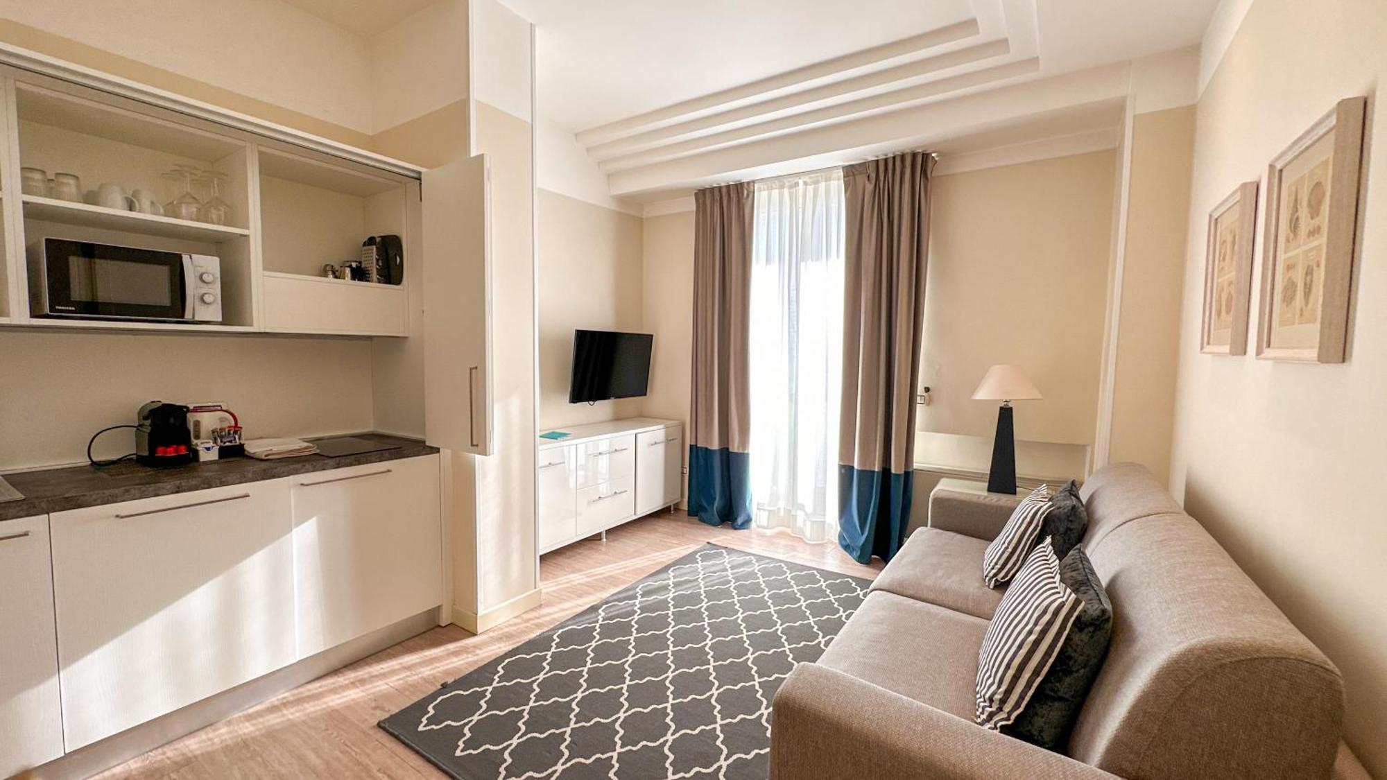 Residence Lungomare - Charming Apartments Riccione Ngoại thất bức ảnh