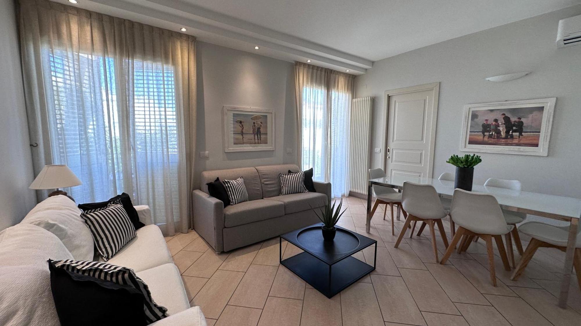 Residence Lungomare - Charming Apartments Riccione Ngoại thất bức ảnh
