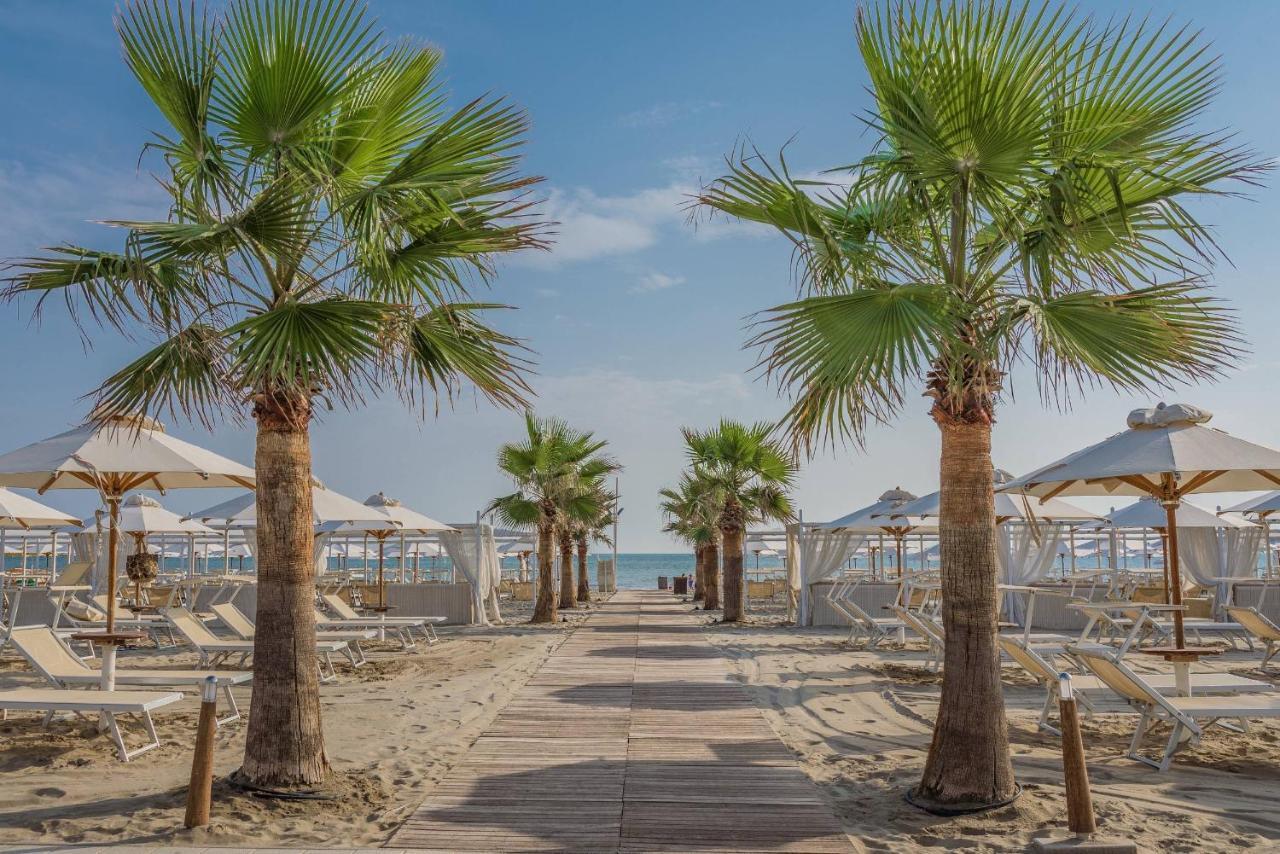 Residence Lungomare - Charming Apartments Riccione Ngoại thất bức ảnh